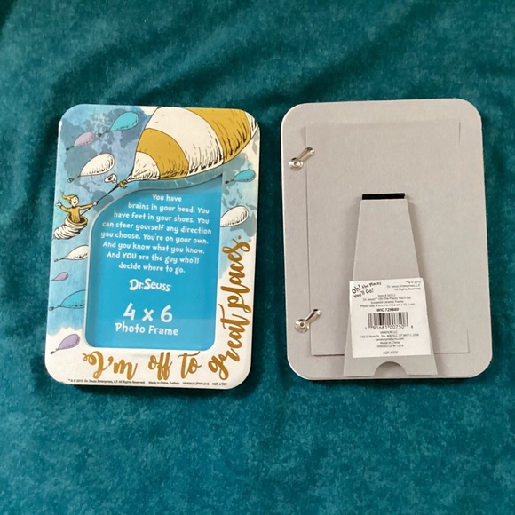 DR. SUESS 4 x 6 Ceramic Picture Frame Celebrate GRADS!! - Picture 4 of 5